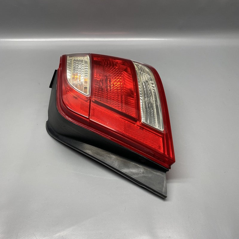 9-2X SAAB 9-2X WAGON TAIL LIGHT RIGHT PASSENGER 2006 2007 OEM