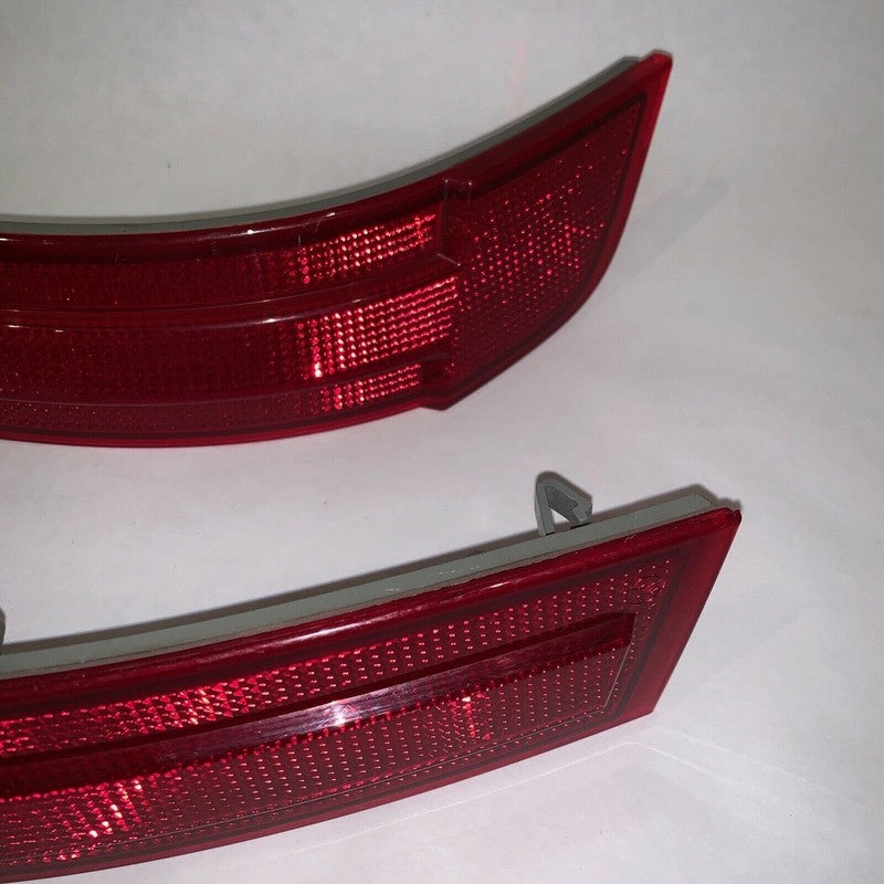A1648201174KZ MERCEDES BENZ GL300 GL320 REAR BUMPER LEFT & RIGHT REFLECTOR 2007 2008 2009 OEM