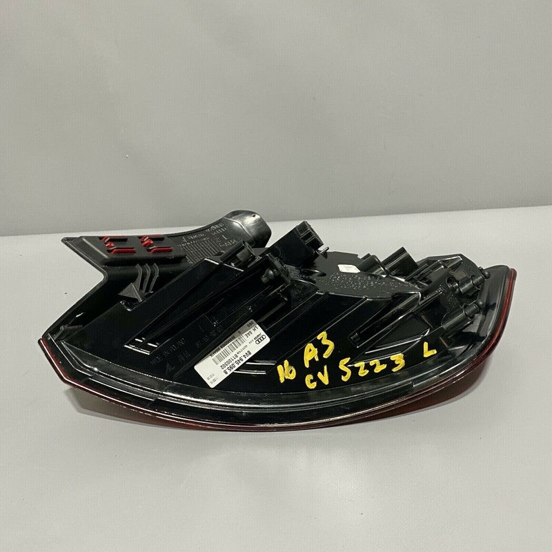 8V4945095B AUDI A3 SPORTSBACK E-TRON TAIL LIGHT LEFT DRIVER 2014 2015 2016 OEM