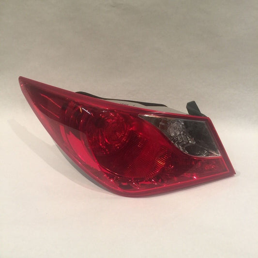 HYUNDAI SONATA TAIL LIGHT LEFT DRIVER SIDE 2011 2012 2013 OEM