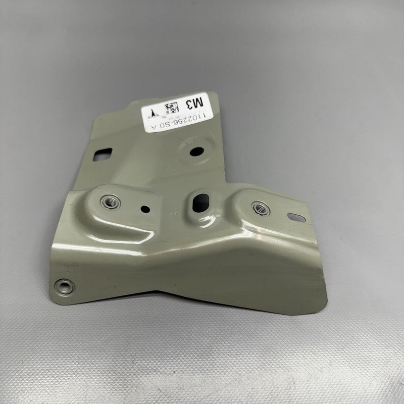 11022560-S0-A TESLA MODEL 3 LEFT REAR FACIA BRACKET 2017 18 19 20 21 22 2023 OEM 11022560-S0-A