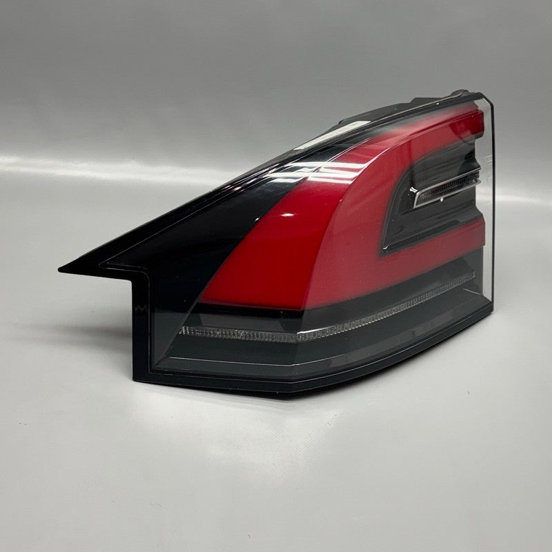 TESLA MODEL X TAIL LIGHT LEFT DRIVER 2016 2017 2018 2019 2020 OEM 1034