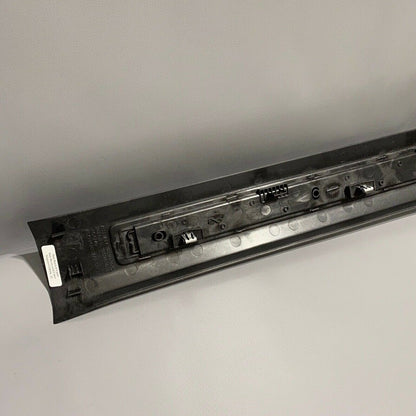 HK83-21065-A
HK83-21065-A TESLA MODEL X FRONT LEFT DRIVER DOOR SILL 1035985-00-G 2016 2017 2018 2019 OEM