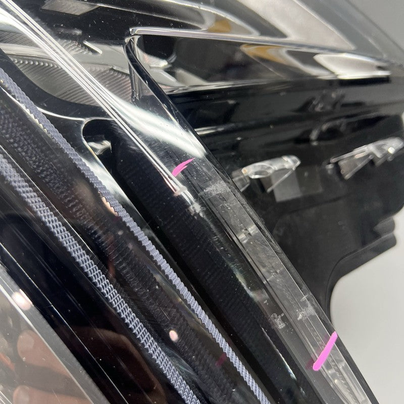 84469440 CADILLAC XTS HEADLIGHT RIGHT PASSENGER 2018 2019 LED OEM 84469440