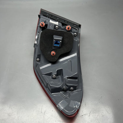 A2539061100 MERCEDES BENZ GLC300 TAIL LIGHT LEFT DRIVER LED OEM 2016 2017 2018 2019 