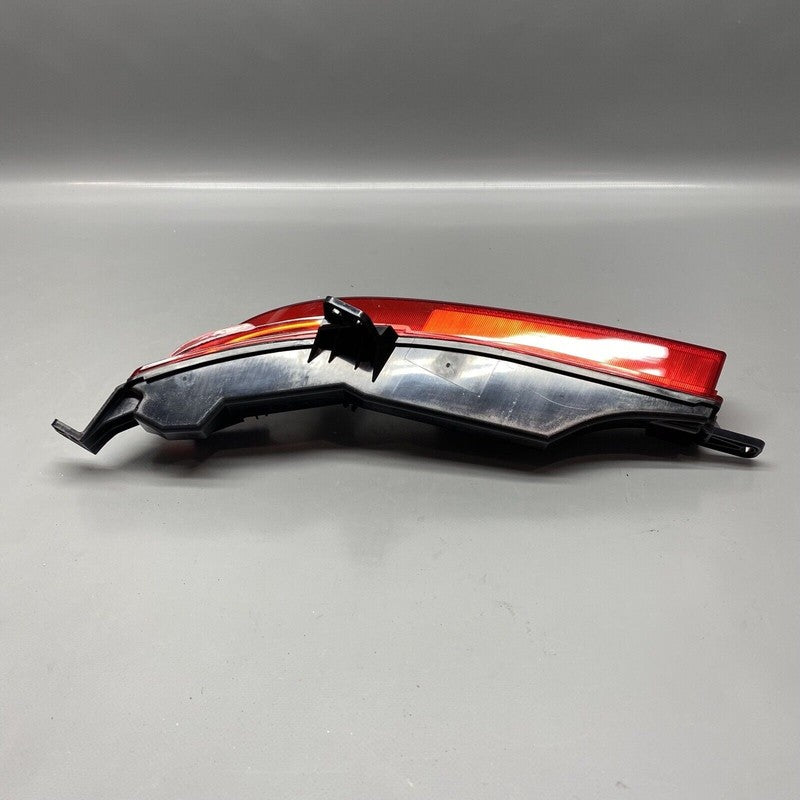 LAND ROVER DISCOVERY SPORT TAIL LIGHT RIGHT LR060910 2015 2016 2017 20