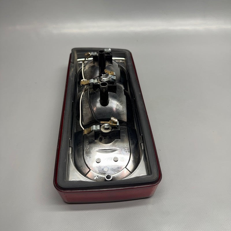 MERCEDES BENZ G550 TAIL LIGHT 2010 2011 2012 2013 2014 2015 2016 OEM