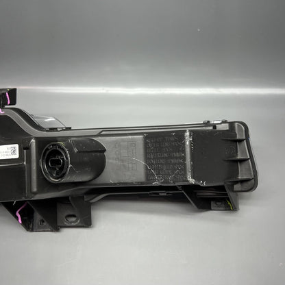 1507928-00-D TESLA MODEL Y FOG LIGHT LEFT DRIVER 2020 2021 2022 2023 2 PIN 1507928-00-D
