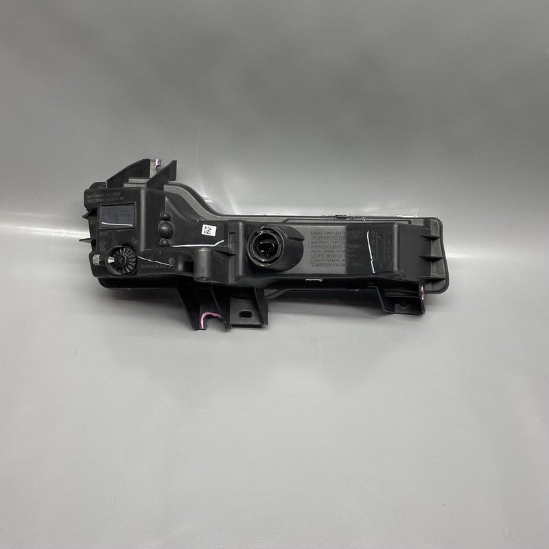 1077391-00-C TESLA MODEL 3 FOG LIGHT LEFT DRIVER 2017 2018 2019 2020 2021 2022 1077391-00-C