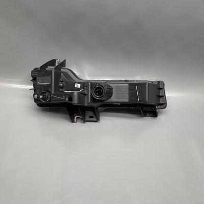 1077391-00-C TESLA MODEL 3 FOG LIGHT LEFT DRIVER 2017 2018 2019 2020 2021 2022 1077391-00-C