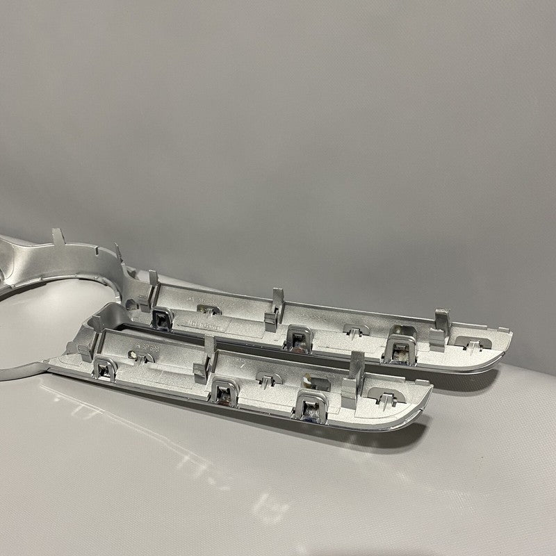 A2058880160 MERCEDES BENZ C300 FRONT GRILLE CENTER TRIM C400 A2058880160 2015 2016 2017 OEM
