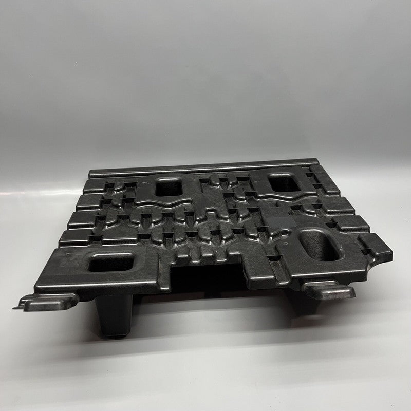 1587362-00-D TESLA MODEL S FOOTREST BRACKET LHD 2021 2022 OEM 1587362-00-D