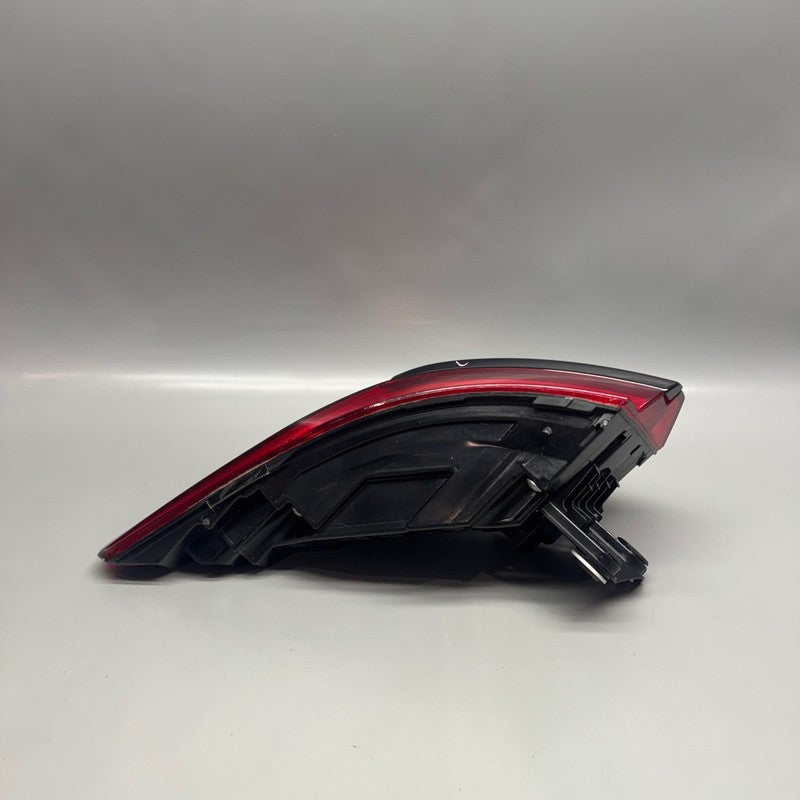 AUDI A6 S6 TAIL LIGHT RIGHT PASSENGER 2019 2020 2021 LED OEM 4K5945092