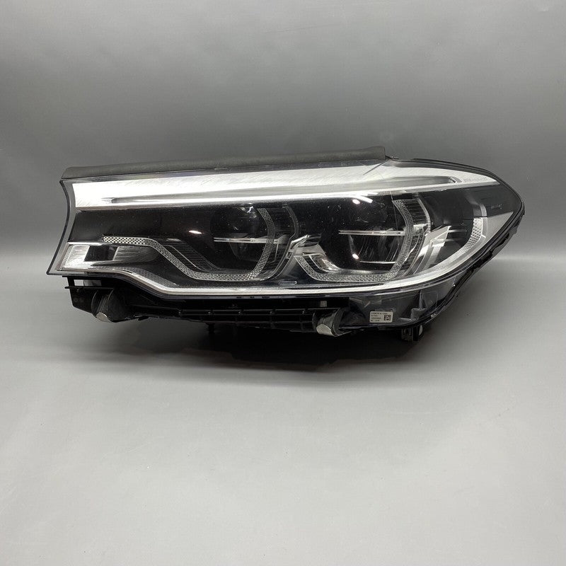 7439197 BMW 530 HEADLIGHT LEFT SIDE ADOPTIVE LED 7439197 2017 2018 2019 2020 OEM DAMAGED