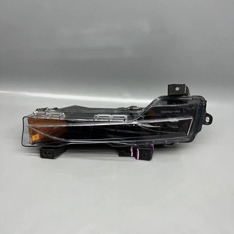 1507928-00-D TESLA MODEL Y FOG LIGHT LEFT DRIVER 2020 2021 2022 2023 2 PIN 1507928-00-D