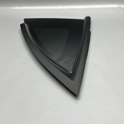 1495740-00-E TESLA MODEL Y QUARTER GLASS LEFT REAR 2020 2021 2022 2023 OEM 1495740-00-E