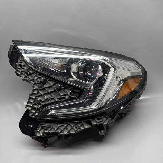 84355670 GMC TERRAIN HEADLIGHT LEFT DRIVER 2018 2019 2020 2021 XENON OEM 84355670
