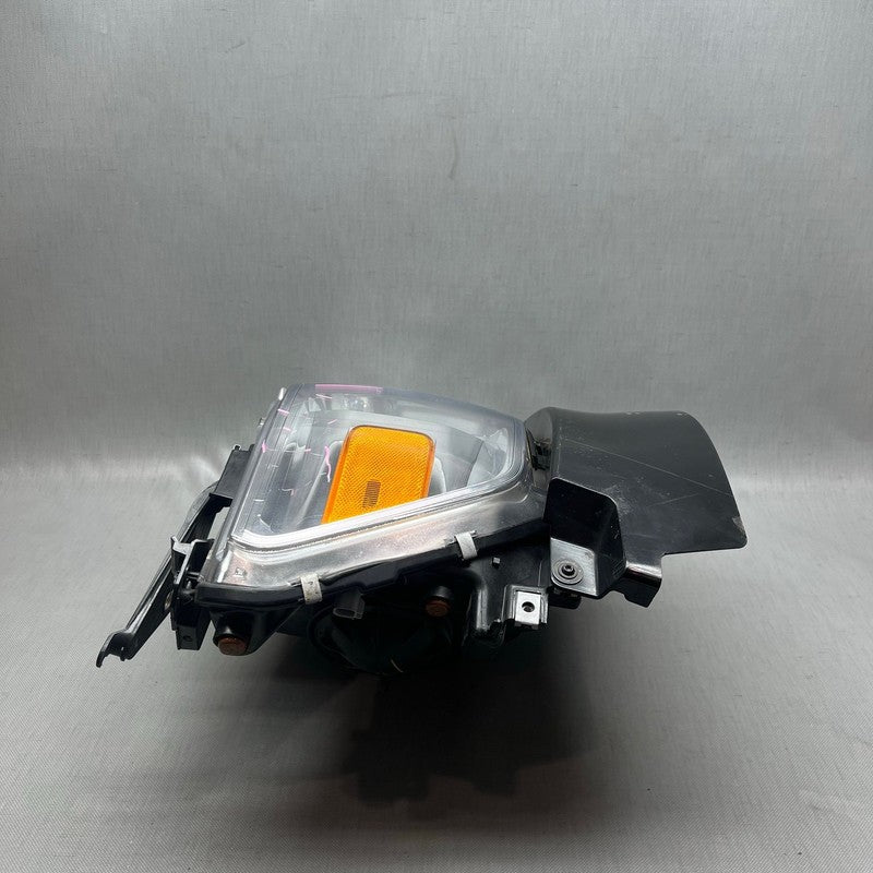 RAM 1500 HEADLIGHT RIGHT PASSSENGER 2019 2020 2021 2022-2025 HALOGEN D