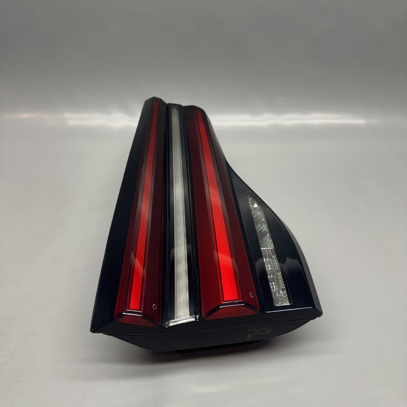 BMW X3 TAIL LIGHT INNER LEFT DRIVER 2022 2023 LED OEM 3946305509