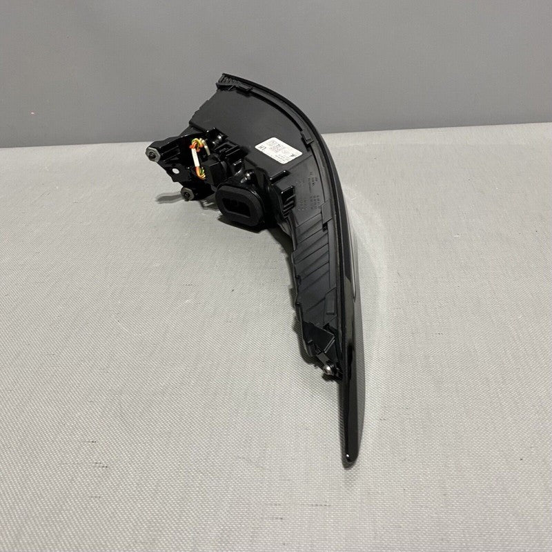 K8D2-13405-BE RANGE ROVER EVOQUE TAIL LIGHT LEFT DRIVER K8D2-13405-BE 2018 2019 2020 OEM