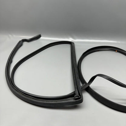 C2Z11447 JAGUAR XF DOOR SEAL LEFT REAR 2009 2010 2011 2012 2013 2014 2015 OEM C2Z11447