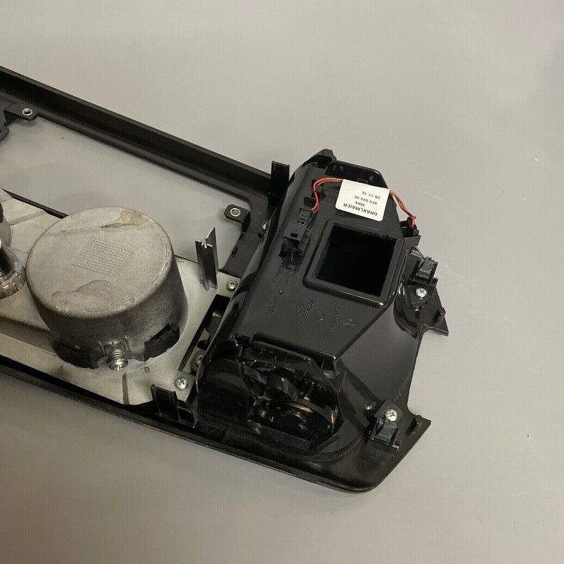 670040814 MASERATI GHIBLI CENTER GLOVE COMPARTMENT 2014 2015 2016 OEM 670040814
