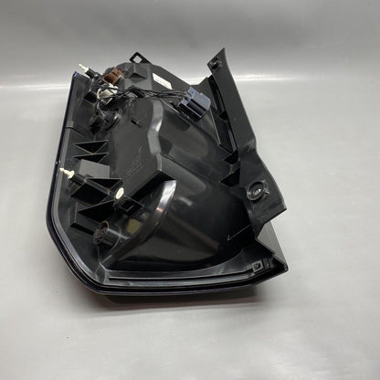 EH22-13405-AA LAND ROVER DISCOVERY 4 TAIL LIGHT LEFT DRIVER EH22-13405-AA 2014 15 2016 DAMAGED