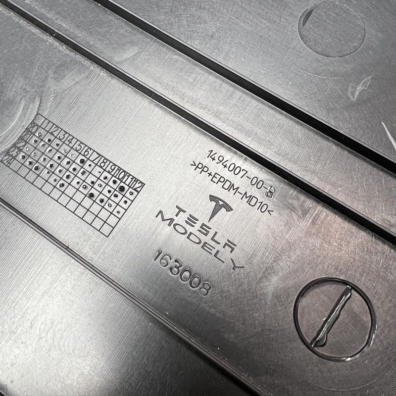 1494007-00-B TESLA MODEL Y REAR LOWER UNDERTRAY 2020 2021 2022 2023 OEM 1494007-00-B