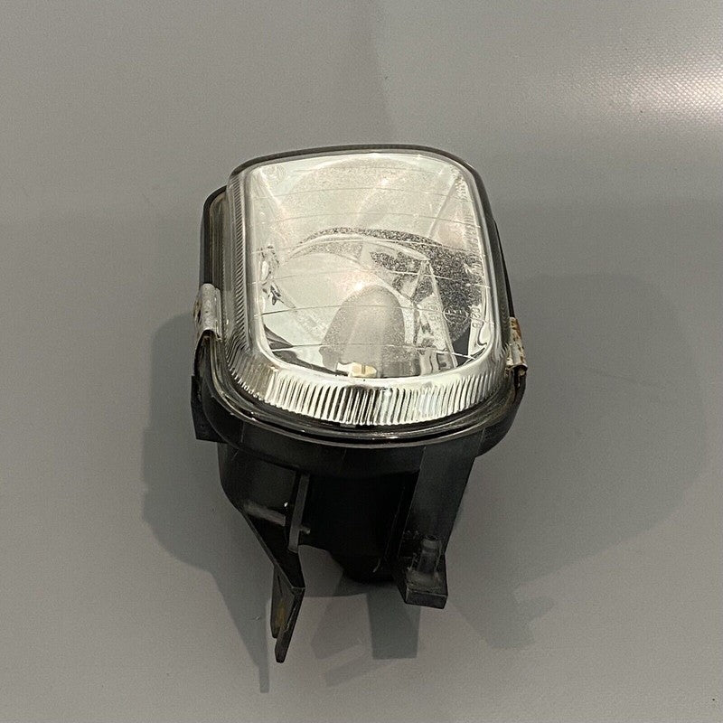 2038201156 MERCEDES BENZ CLK350 FOG LIGHT LEFT DRIVER 2038201156 2003 2004 2005 2006 OEM