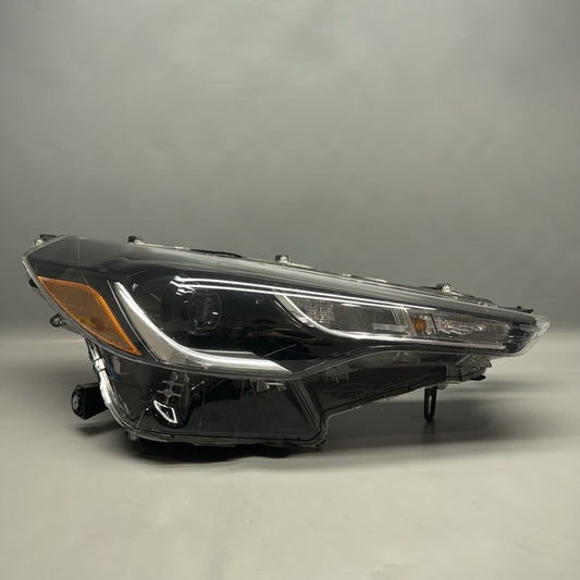 81110-0a230 2022 2023 2024 TOYOTA COROLLA CROSS HEADLIGHT RIGHT PASSENGER LED OEM 