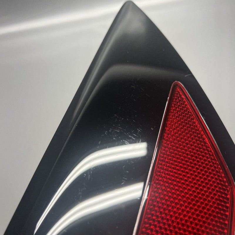 1518783-00-B TESLA MODEL 3,Y REFLECTOR LIGHT RIGHT REAR 2017 18 19 20 21 2022 1518783-00-B