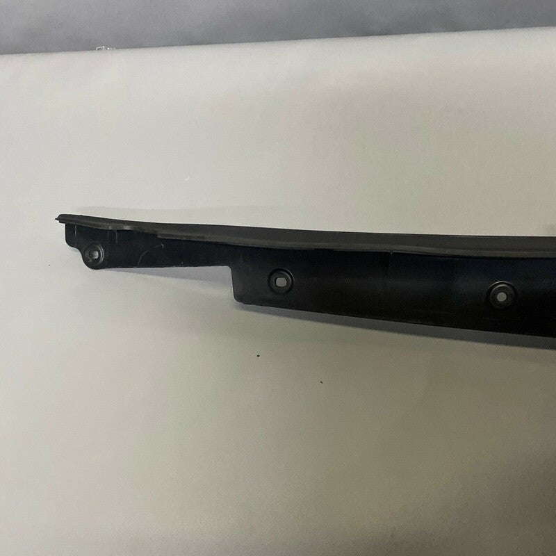 1042410-00-D TESLA MODEL X PINCH SENSOR DOOR MOLDING TRIM LEFT FRONT 2016 2017 2018 2019 OEM