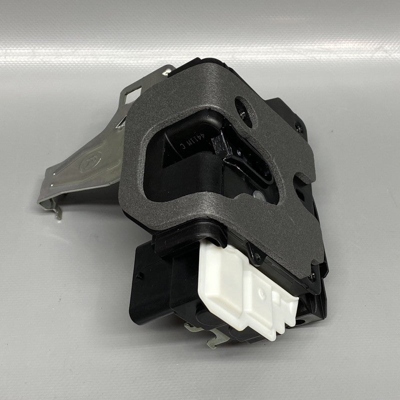 LR082226 / FX23-2A451-AB LAND ROVER DEFENDER LEFT REAR DOOR LOCK LATCH 2020 2021 2022 2023 OEM LR070433