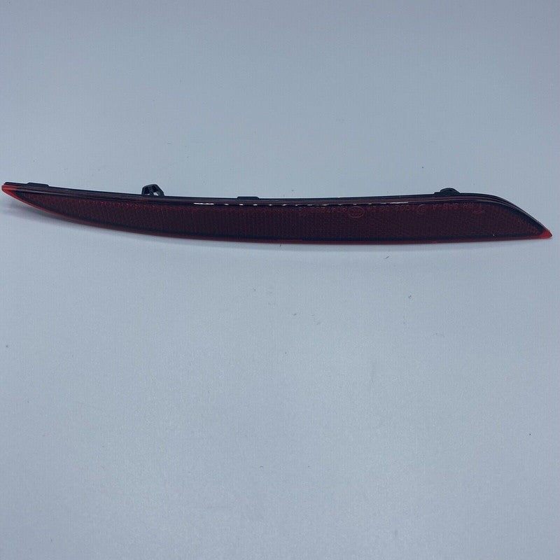 6007706-00-D TESLA MODEL S REAR BUMPER REFLECTOR RIGHT 2016 2017 2018 2019 2020 OEM