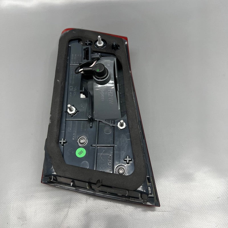 BMW M550 530 TAIL LIGHT INNER LEFT DRIVER 2017 2018 2019 2020 OEM