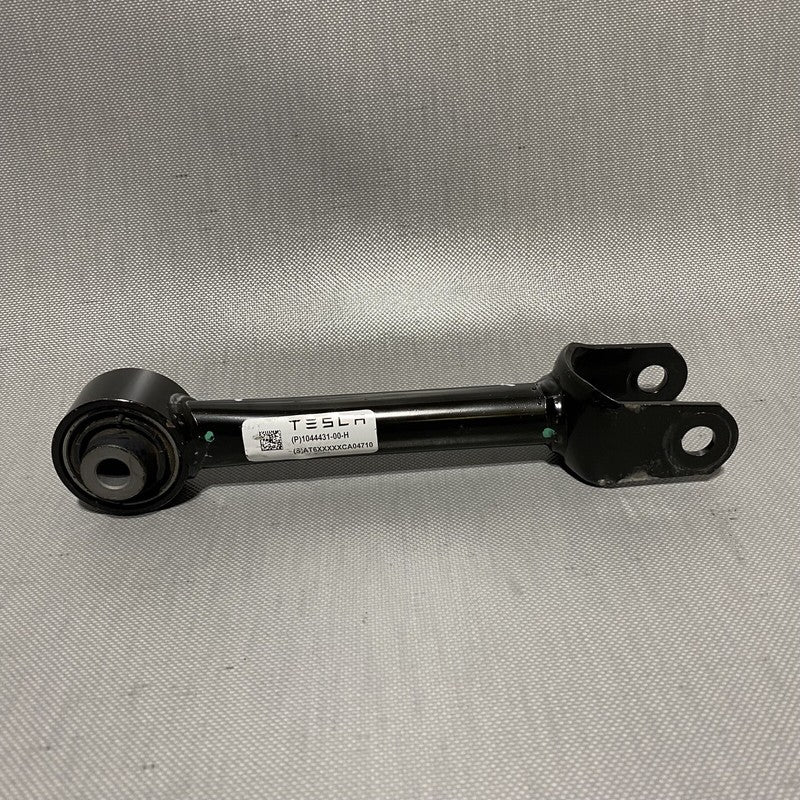 1144431-00-H TESLA MODEL 3 LINK REAR CONTROL ARM 1144431-00-H 2017 2018 2019 2020 2021 OEM