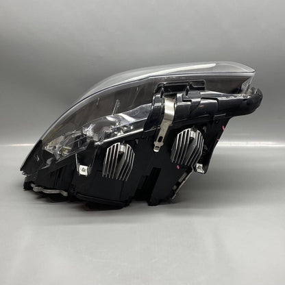 7203256-21 BMW 528 HEADLIGHT RIGHT PASSENGER 7203256-21 2011 2012 2013 XENON OEM DAMAGED