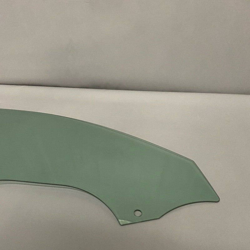 8W0845202 AUDI A4 S4 RIGHT FRONT DOOR GLASS 8W0845202 2017 2018 2019 OEM 