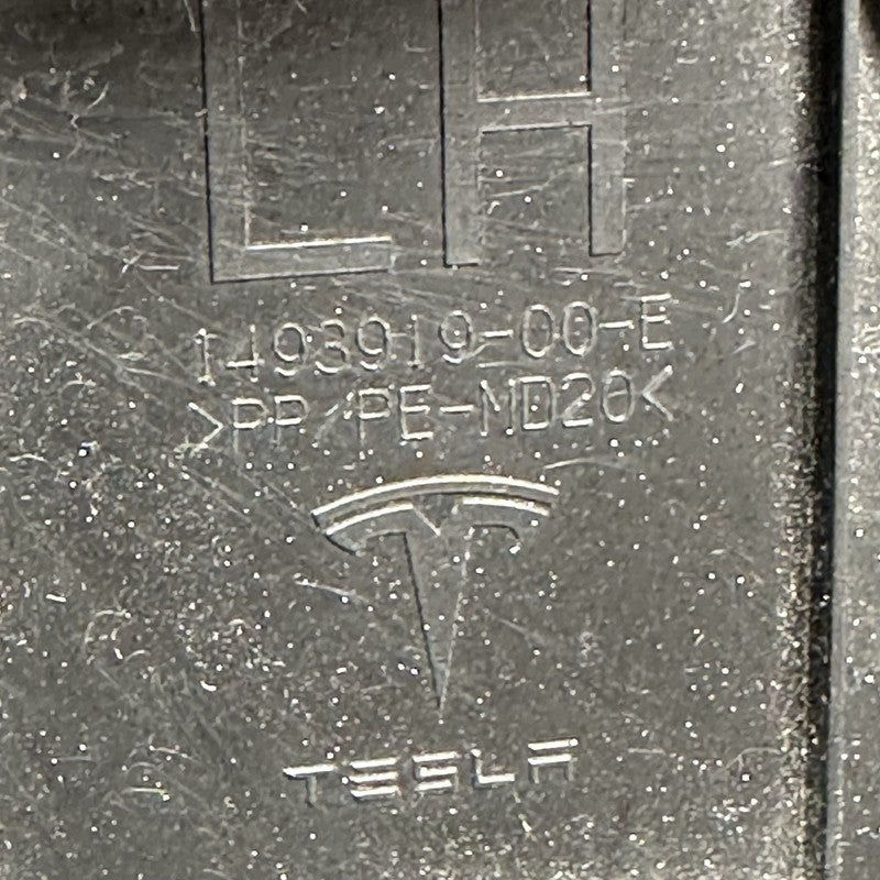 1493919-00-E TESLA MODEL Y 2ND ROW SEAT BACK COVER LEFT 2020 2021 2022 2023 OEM 