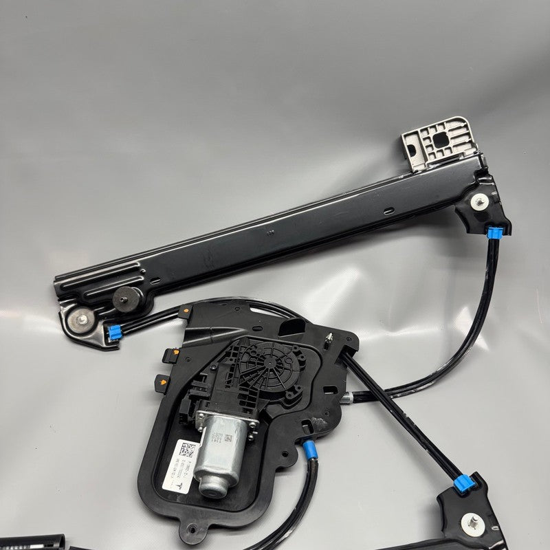 TESLA MODEL 3 WINDOW REGULATOR LEFT FRONT 2017 2018 2019 2020 2021 202