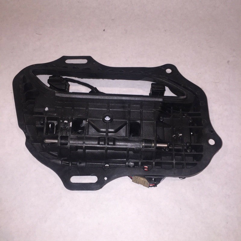 1007374-01-L TESLA MODEL S RIGHT REAR DOOR HANDLE 2016 2017 OEM