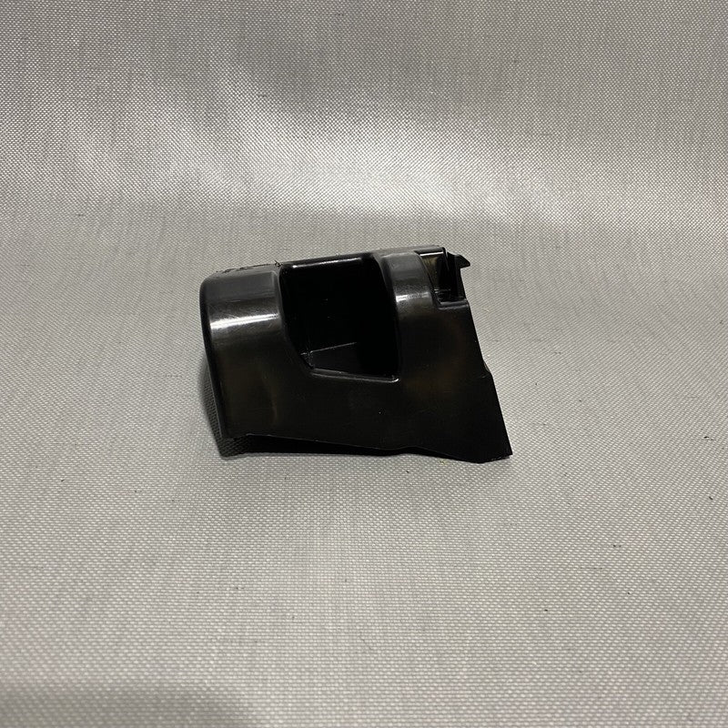 1494038-00-B TESLA MODEL Y TAIL LAMP BRACKET LEFT 1494038-00-B 2020 2021 2022 2023 OEM