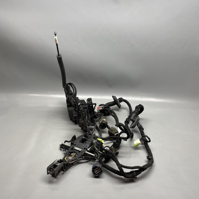 8X23-203A28-BD JAGUAR XF DOOR HANDLE LOCK LATCH ACTUATOR RIGHT FRONT 2009 10 11 12 13 14 2015