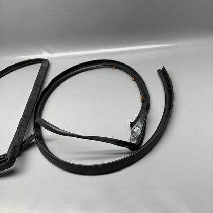 C2Z11447 JAGUAR XF DOOR SEAL LEFT REAR 2009 2010 2011 2012 2013 2014 2015 OEM C2Z11447