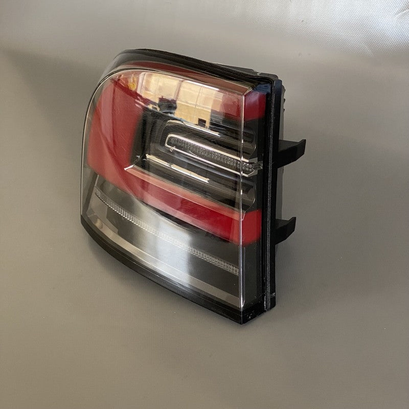 TESLA MODEL X TAIL LIGHT LEFT DRIVER SIDE 2016 2017 2018 2019 2020 LED