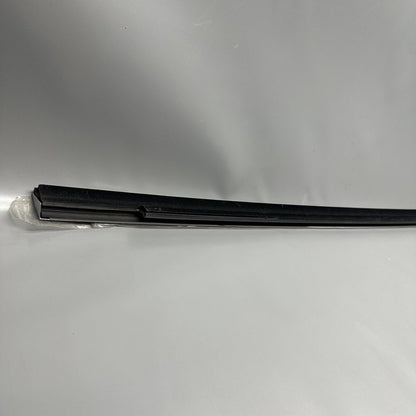 1098683-00-D TESLA MODEL X DOOR WINDOW MOLDING LEFT FRONT 2016 17 18 19 2020 OEM 1098683-00-D
