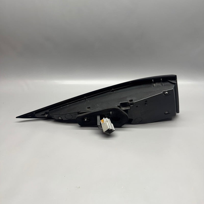 LAND ROVER DISCOVERY TAIL LIGHT RIGHT PASSENGER 2017 2018 2019 OEM HY3
