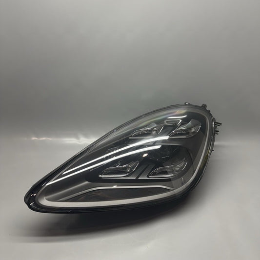 9Y0941103A PORSCHE CAYENNE GTS HEADLIGHT LEFT DRIVER 2019 2020 2021 2022 9Y0941103A OEM