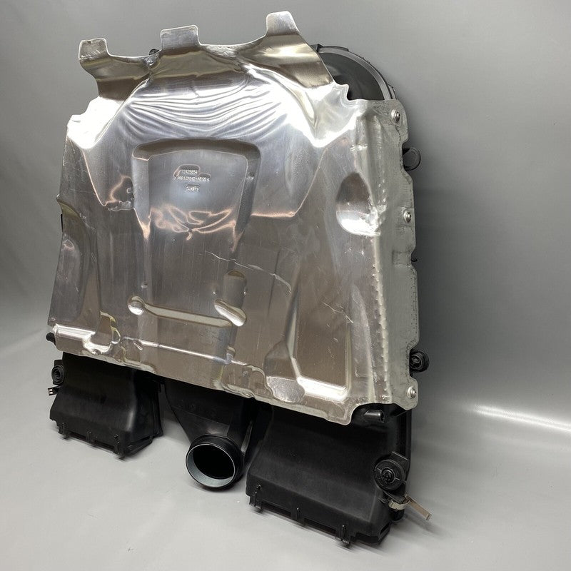 4M0133835G AUDI Q7 AIR CLEANER ASSEMBLY Q8 4M0133835G 2021 2022 OEM