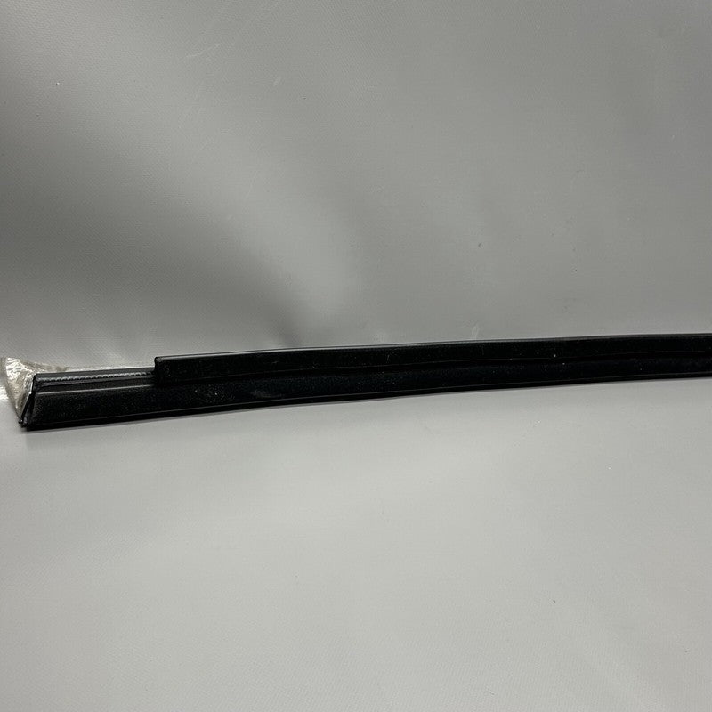 1038394-00-A TESLA MODEL S DOOR WINDOW MOLDING RIGHT REAR 2012-2020 OEM 1038394-00-A
